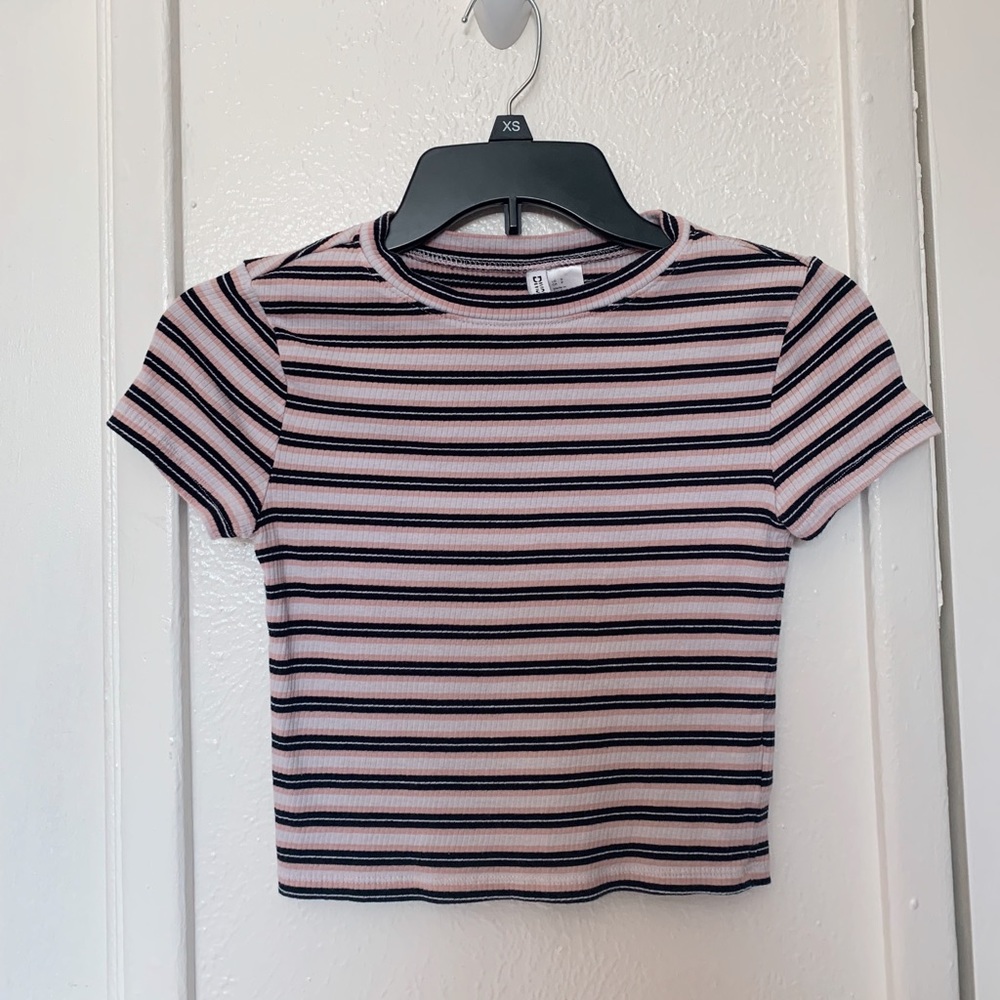 Divided (H&M) - Crop Top
